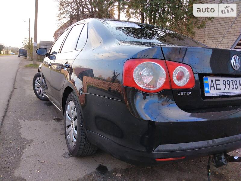 Седан Volkswagen Jetta 2006 в Старокостянтинові