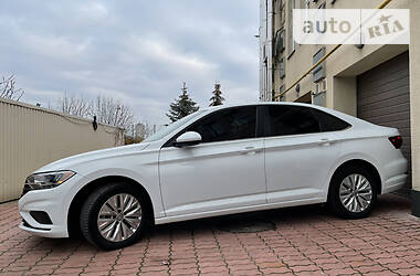 Седан Volkswagen Jetta 2019 в Києві