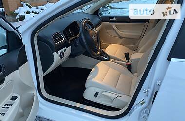 Универсал Volkswagen Jetta 2013 в Пирятине