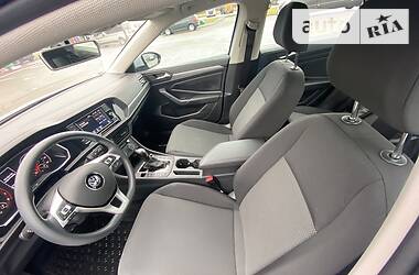 Седан Volkswagen Jetta 2019 в Луцке