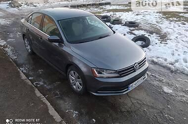 Седан Volkswagen Jetta 2017 в Днепре