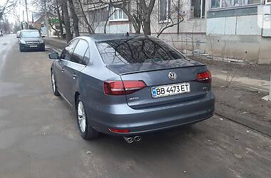 Седан Volkswagen Jetta 2016 в Харкові