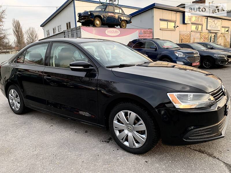 Седан Volkswagen Jetta 2014 в Виннице