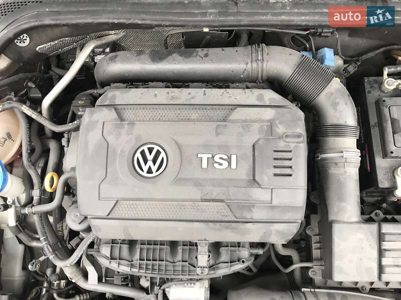 Седан Volkswagen Jetta 2015 в Херсоні