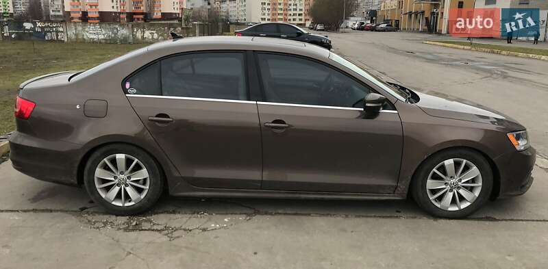 Седан Volkswagen Jetta 2015 в Херсоні