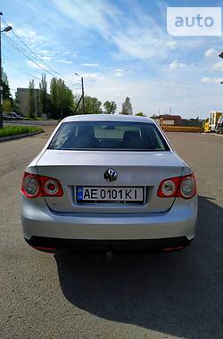 Седан Volkswagen Jetta 2006 в Днепре