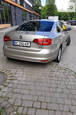 Седан Volkswagen Jetta 2015 в 