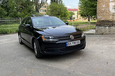Седан Volkswagen Jetta 2011 в Кропивницькому