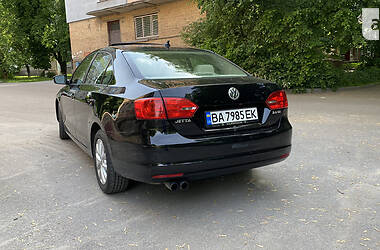 Седан Volkswagen Jetta 2011 в Кропивницькому