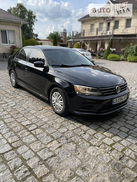 Седан Volkswagen Jetta 2015 в Умани