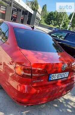 Седан Volkswagen Jetta 2014 в Тернополі