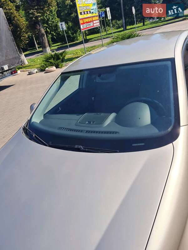 Седан Volkswagen Jetta 2006 в Радивилове