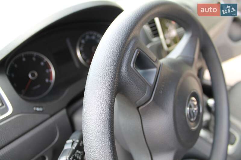 Седан Volkswagen Jetta 2014 в Харькове