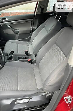 Седан Volkswagen Jetta 2007 в 