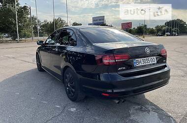 Седан Volkswagen Jetta 2016 в Одесі