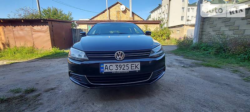 Седан Volkswagen Jetta 2013 в Луцке