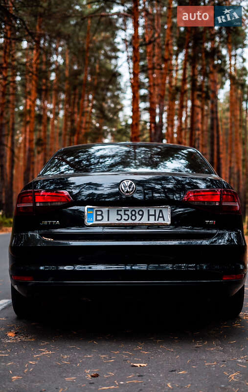 Седан Volkswagen Jetta 2015 в Полтаве