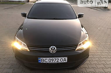 Седан Volkswagen Jetta 2011 в Львові