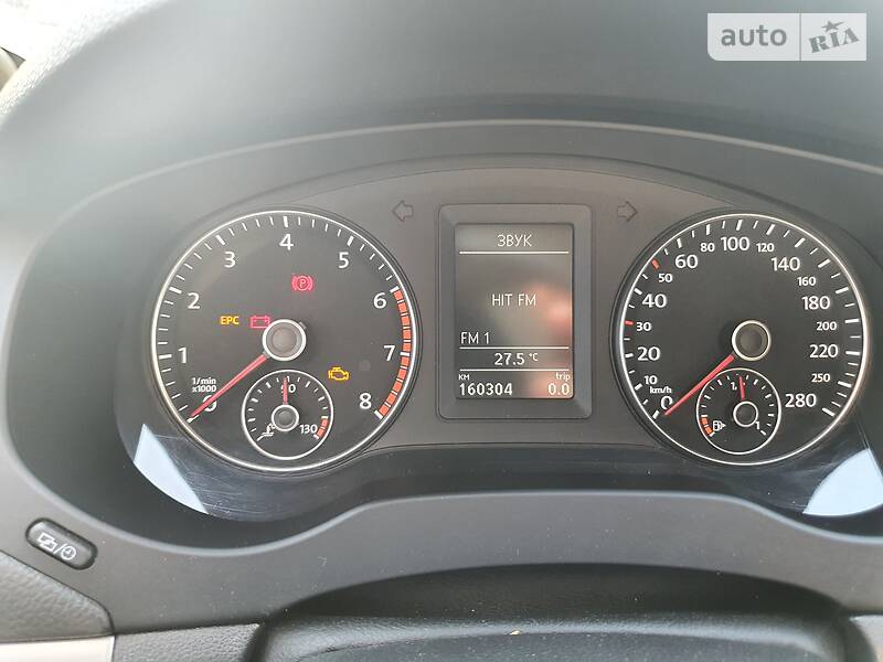 Седан Volkswagen Jetta 2011 в Києві