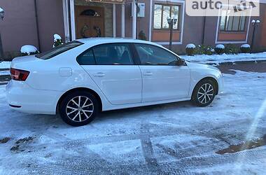 Седан Volkswagen Jetta 2015 в Стрые