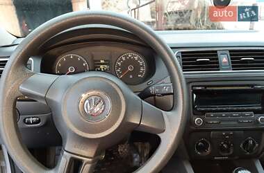 Седан Volkswagen Jetta 2014 в Воловце