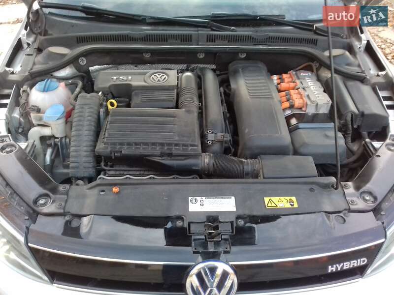 Седан Volkswagen Jetta 2013 в Харькове