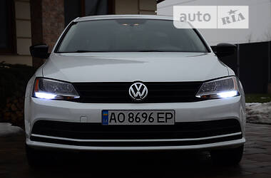 Седан Volkswagen Jetta 2015 в Иршаве