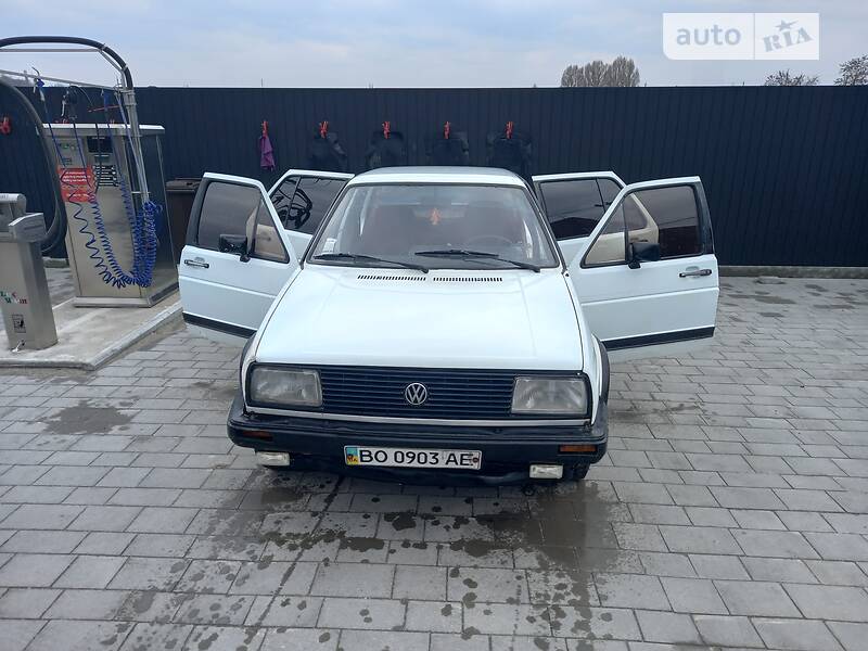 Седан Volkswagen Jetta 1986 в Тернополі