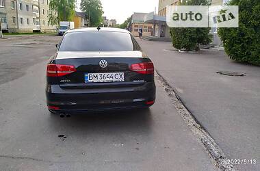 Седан Volkswagen Jetta 2014 в Ромнах