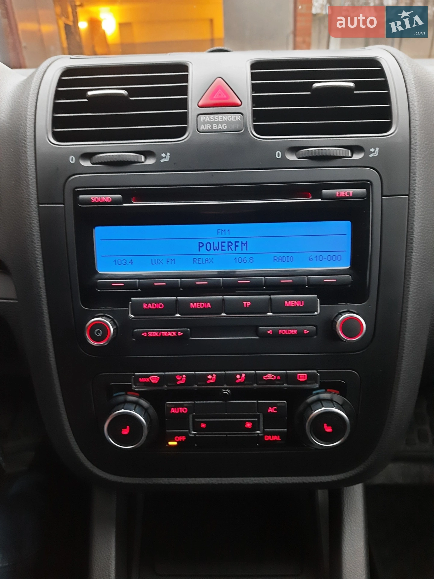 2010 Volkswagen Jetta - мініатюра 8