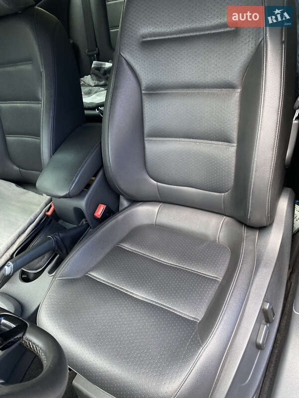 Седан Volkswagen Jetta 2014 в Чернігові фото 12 Седан Volkswagen Jetta 2014 в Чернігові