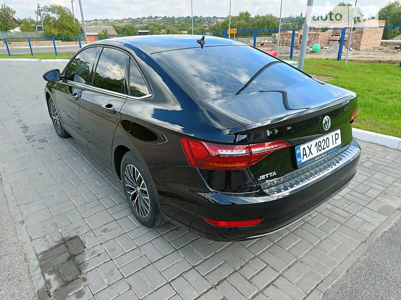 Седан Volkswagen Jetta 2019 в Харькове
