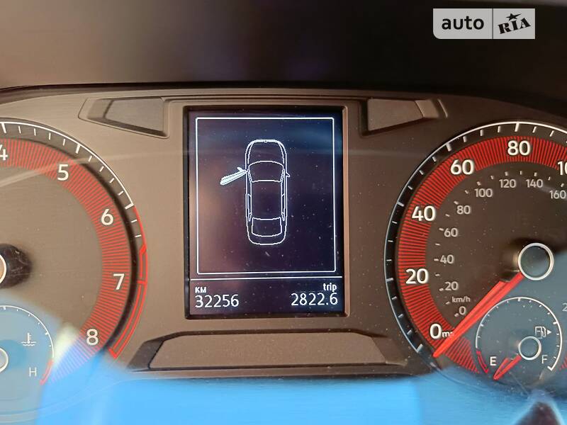 Седан Volkswagen Jetta 2019 в Харькове