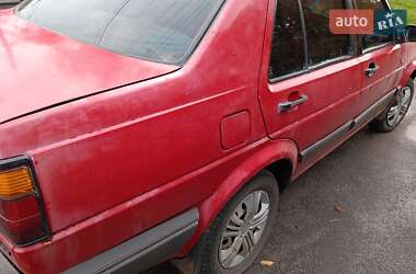 Седан Volkswagen Jetta 1988 в Хороле