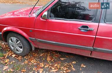 Седан Volkswagen Jetta 1988 в Хороле