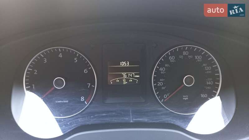 Седан Volkswagen Jetta 2012 в Харкові