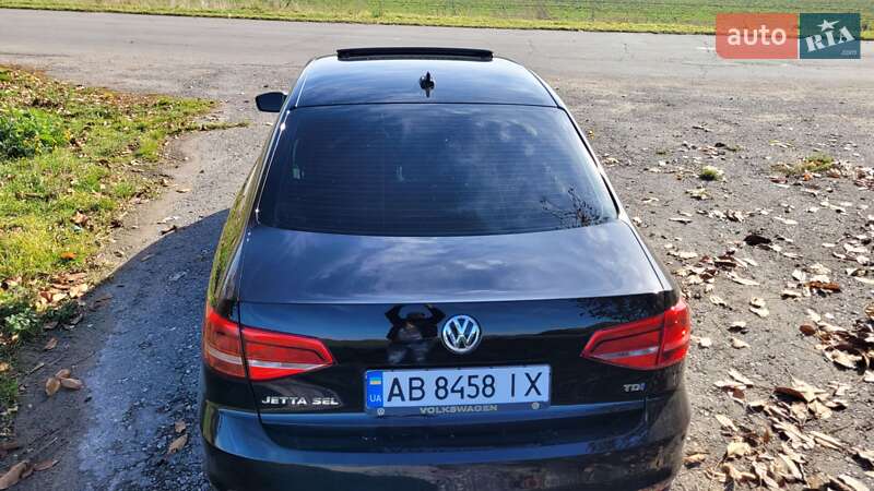 Седан Volkswagen Jetta 2015 в Виннице