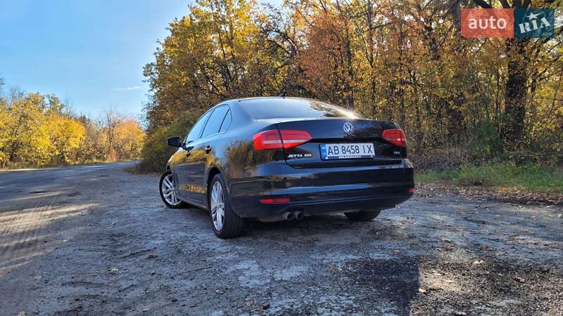 Седан Volkswagen Jetta 2015 в Виннице