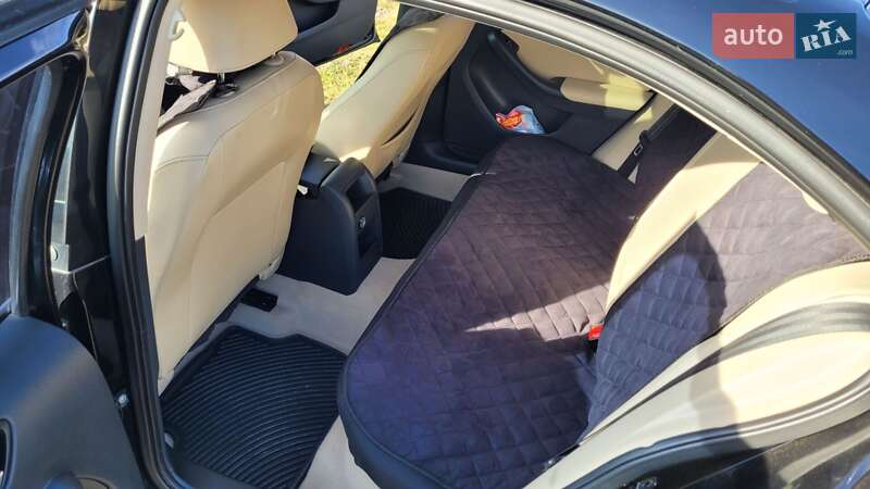 Седан Volkswagen Jetta 2015 в Виннице