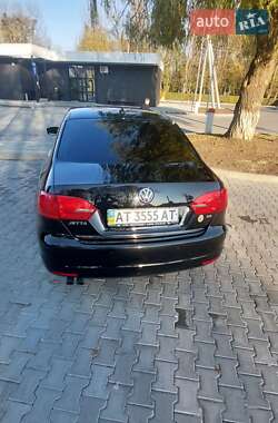 Седан Volkswagen Jetta 2014 в 