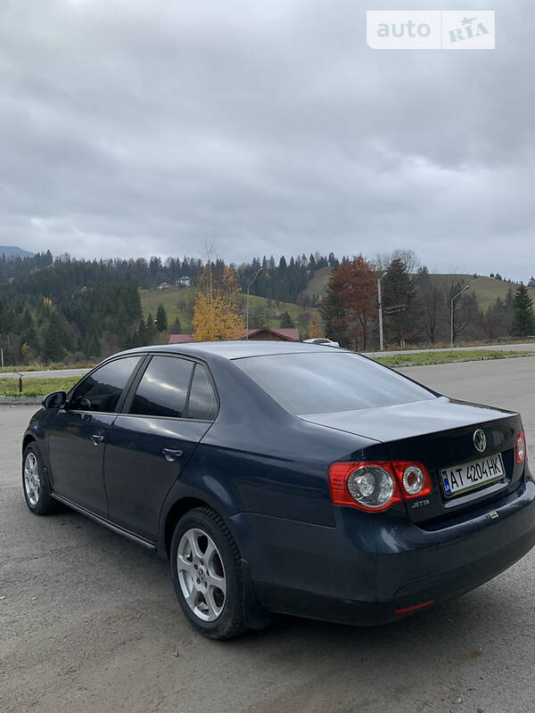 Седан Volkswagen Jetta 2008 в Верховине