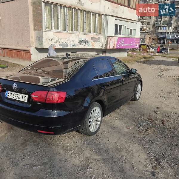 Седан Volkswagen Jetta 2013 в Запоріжжі