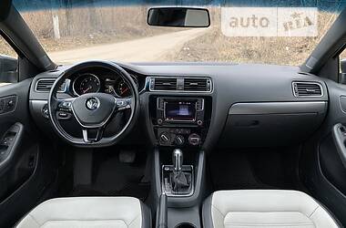 Седан Volkswagen Jetta 2015 в Днепре