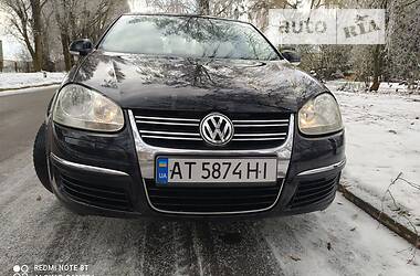 Седан Volkswagen Jetta 2005 в Тернополе