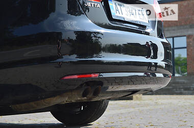 Седан Volkswagen Jetta 2011 в Снятине