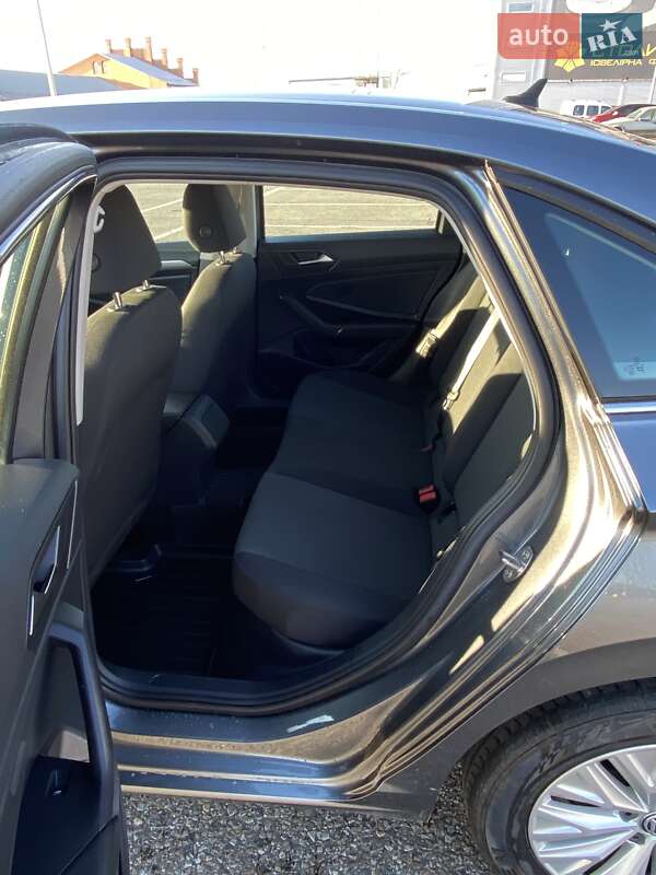 Седан Volkswagen Jetta 2019 в Черновцах фото 11 Седан Volkswagen Jetta 2019 в Черновцах