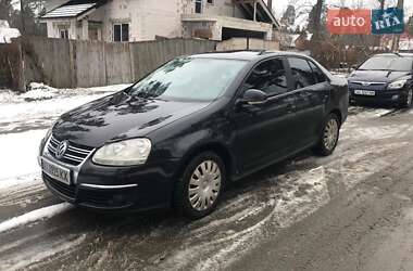 Седан Volkswagen Jetta 2006 в Киеве