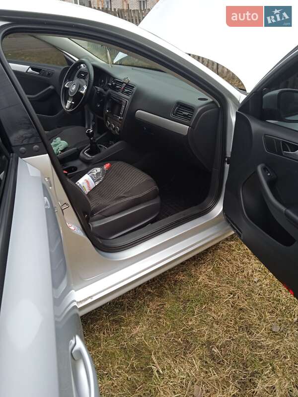 Седан Volkswagen Jetta 2012 в Вознесенську