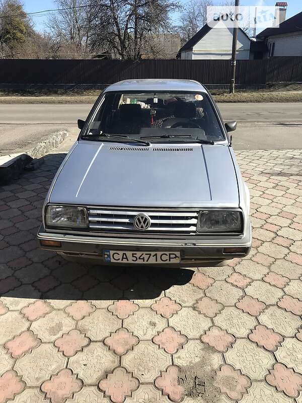 Седан Volkswagen Jetta 1987 в Городище