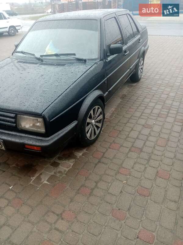 Седан Volkswagen Jetta 1988 в Львові